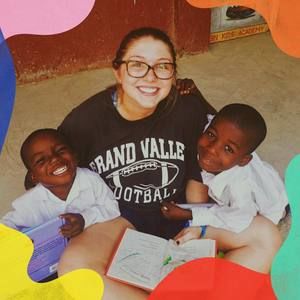 Meet your Posher, Alexia